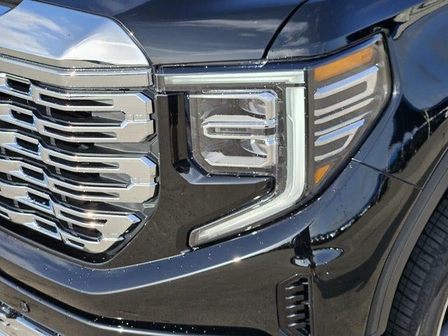2026 GMC Sierra 1500 — detail view