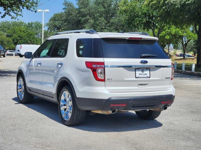 2014 Ford Explorer — interior view