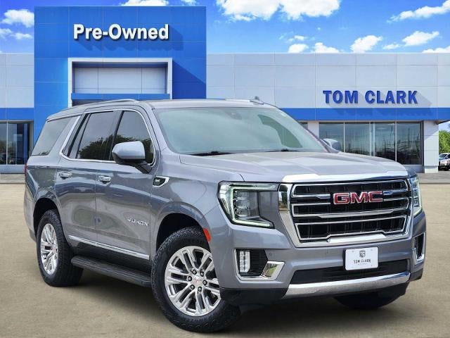 2021 GMC Yukon SLT in Satin Steel Metallic — front three-quarter view