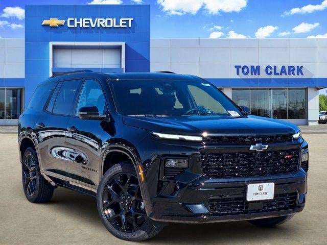 2026 Chevrolet Traverse RS in Mosaic Black Metallic — front three-quarter view