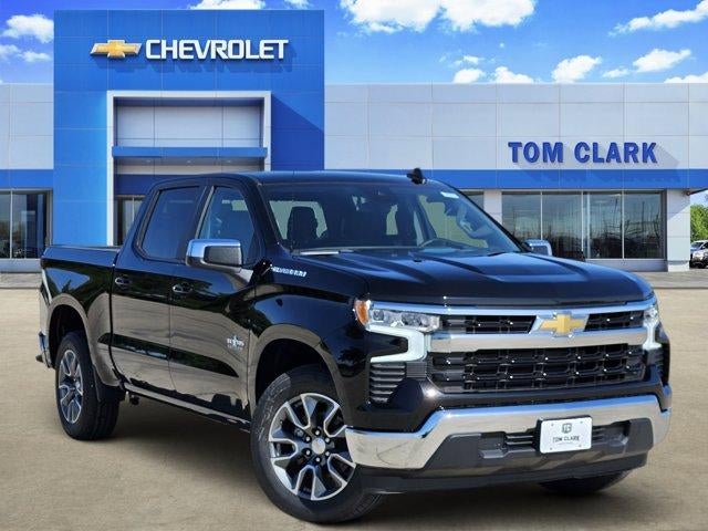 2026 Chevrolet Silverado 1500 LT in Black — front three-quarter view