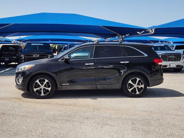 2018 Kia Sorento — rear three-quarter view