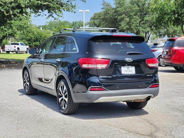 2018 Kia Sorento — interior view